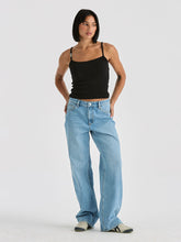 Load image into Gallery viewer, LEE MID BAGGY JEAN SKYLINE BLUE