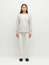 Load image into Gallery viewer, JHL BY JULIETTE HOGAN V-NECK LONG SLEEVE GREY MARLE
