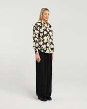 Load image into Gallery viewer, ET ALIA MARGO SHIRT MIDNIGHT MEADOW