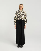 Load image into Gallery viewer, ET ALIA MARGO SHIRT MIDNIGHT MEADOW