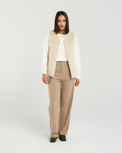Load image into Gallery viewer, ET ALIA LOLA VEST OATMEAL