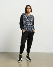 Load image into Gallery viewer, ET ALIA SMITH TOP AZURE PETALS/BLACK