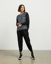 Load image into Gallery viewer, ET ALIA SMITH TOP AZURE PETALS/BLACK