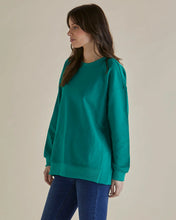 Load image into Gallery viewer, BETTY BASICS EASY CREW SWEAT GREEN