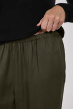 Load image into Gallery viewer, MARLOW ECLIPSE WIDE LEG PANT SPRUCE