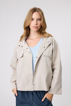Load image into Gallery viewer, MARLOW EVEREST JACKET OYSTER
