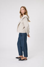 Load image into Gallery viewer, MARLOW EVEREST JACKET OYSTER