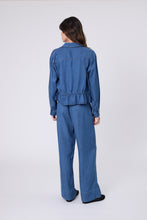 Load image into Gallery viewer, MARLOW FRESCO JACKET MID WASH