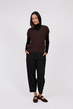 Load image into Gallery viewer, MARLOW FROST KNIT VEST JAVA