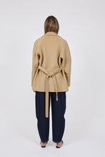 Load image into Gallery viewer, MARLOW GROVE WOOL COAT HONEY