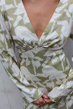 Load image into Gallery viewer, ESMAEE LET THE LIGHT IN DRESS