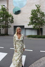 Load image into Gallery viewer, ESMAEE LET THE LIGHT IN DRESS