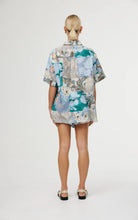 Load image into Gallery viewer, KINNEY JUNIPER SHIRT CYAN PATCHWORK
