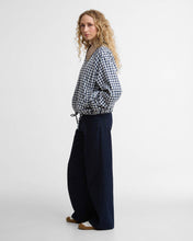 Load image into Gallery viewer, BARBOUR OVINGHAM CASUAL JACKET GINGHAM NAVY/NEUTRAL