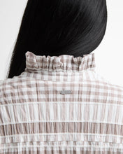 Load image into Gallery viewer, BARBOUR HINTON TOP SAND/WHITE GINGHAM