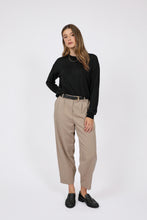 Load image into Gallery viewer, MARLOW LIGNE TAPERED PANT ECRU