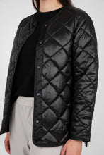 Load image into Gallery viewer, MARLOW ALPINE QUILTED JACKET BLACK
