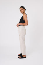 Load image into Gallery viewer, MARLOW NOTO LINEN TANK BLACK