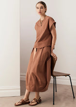 Load image into Gallery viewer, POL ALMA BUBBLE SKIRT TOFFEE