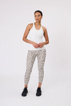 Load image into Gallery viewer, MARLOW PACE 7/8 LEGGING PEBBLE PRINT