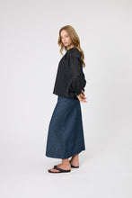 Load image into Gallery viewer, MARLOW POINTE BLOUSE BLACK