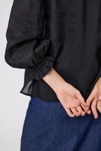 Load image into Gallery viewer, MARLOW POINTE BLOUSE BLACK