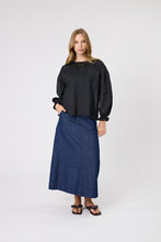 Load image into Gallery viewer, MARLOW POINTE BLOUSE BLACK