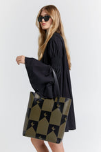 Load image into Gallery viewer, KAREN WALKER EVERYDAY TOTE