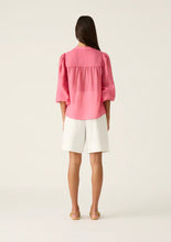 Load image into Gallery viewer, MOS AURORA BLOUSE RASPBERRY