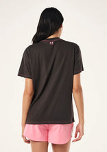 Load image into Gallery viewer, P.E NATION SHIFT TEE SMOKESTONE