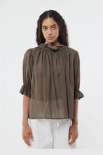 Load image into Gallery viewer, GREGORY PEDDLE TOP KHAKI