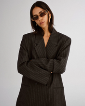 Load image into Gallery viewer, LUV LOU THE MORGAN CREAM TORT