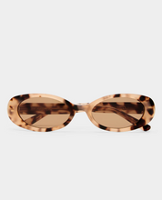 Load image into Gallery viewer, LUV LOU THE MORGAN CREAM TORT