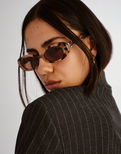 Load image into Gallery viewer, LUV LOU THE MORGAN CREAM TORT