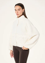 Load image into Gallery viewer, P.E NATION TECHNIQUE QUILT JACKET WHISPER WHITE