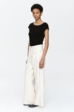 Load image into Gallery viewer, MARLE TIE CURVE SEAM JEAN ECRU