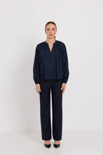 Load image into Gallery viewer, TUESDAY BASE PANTS NAVY SUITING