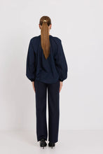 Load image into Gallery viewer, TUESDAY BASE PANTS NAVY SUITING