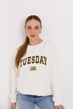Load image into Gallery viewer, TUESDAY LABEL SPORTY SWEATSHIRT WHITE/PRINT
