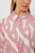 Load image into Gallery viewer, TUESDAY CITY TOP FLOW PRINT