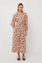 Load image into Gallery viewer, TUESDAY RELAX DRESS TAPESTRY PRINT