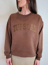 Load image into Gallery viewer, TUESDAY ESSENTIAL SWEATSHIRT