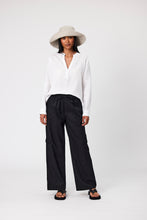 Load image into Gallery viewer, MARLOW LYRIC LINEN BLOUSE
