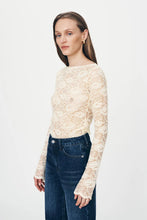 Load image into Gallery viewer, ROWIE TONYA ROSE LACE TOP