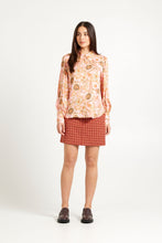 Load image into Gallery viewer, TUESDAY CASINO TOP PINK MEDALLION