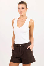 Load image into Gallery viewer, IVY + JACK KINDLY POCKET FRONT DENIM SHORT DARK CHOCOLATE