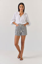 Load image into Gallery viewer, TUESADY ARTIST TOP WHITE DECO