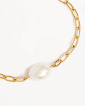 Load image into Gallery viewer, BY CHARLOTTE GOLD BREATHE PEARL BRACELET