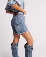 Load image into Gallery viewer, ONE TEASPOON JACKSON MIDWAIST WIDE LEG SHORT