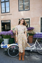 Load image into Gallery viewer, LOLLYS LAUNDRY BLAKE MIDI DRESS FLOWER PRINT